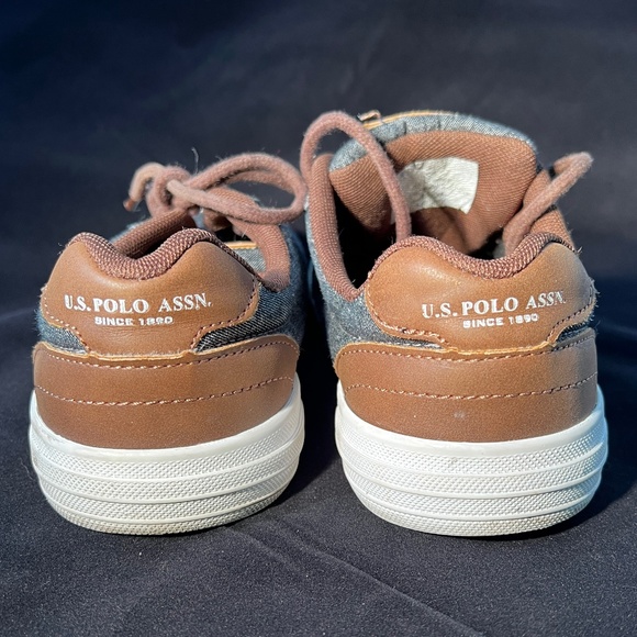 US Polo Association Helm Shoes - Picture 5 of 6